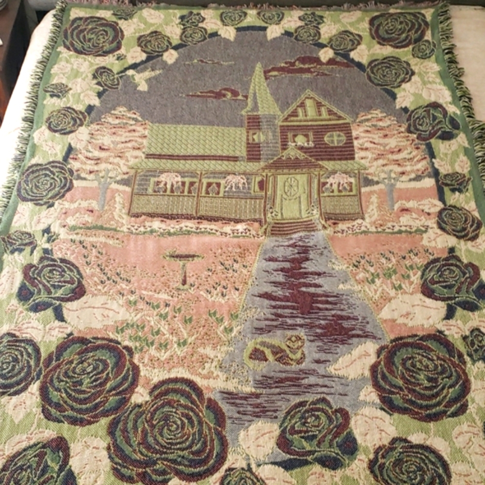 🖤3/$15 Throw 68"x46", Like New - Picture 3 of 3